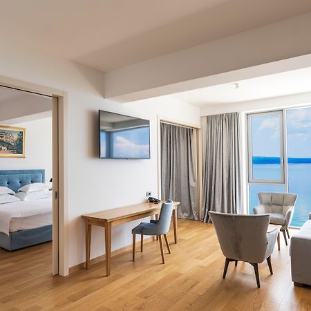 Hotel Miramare Crikvenica Kültér fotó Suite