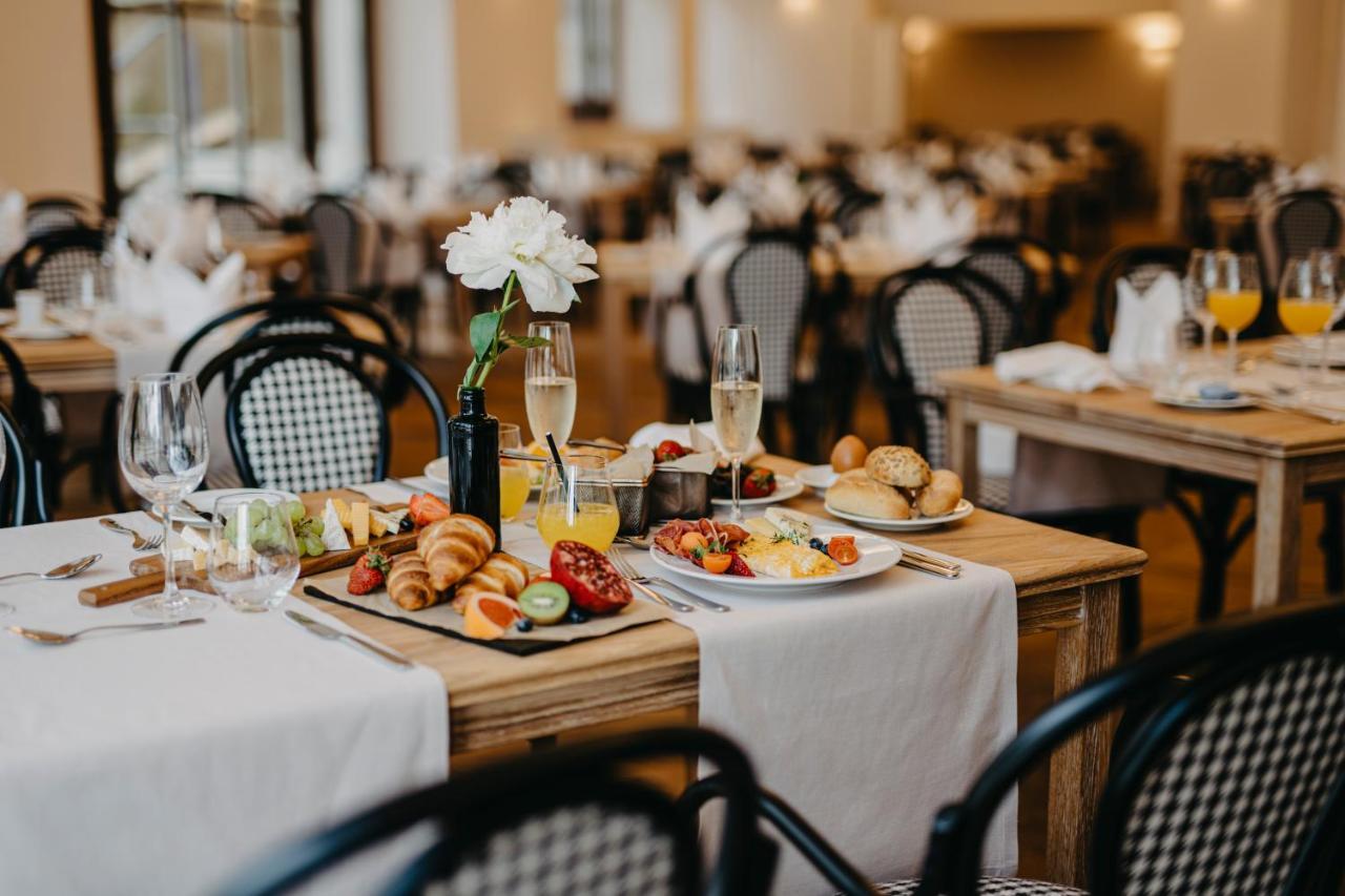 Hotel Miramare Crikvenica Kültér fotó Restaurant
